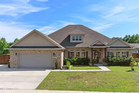 10895 Chapelwood Dr, Gulfport, MS 39503