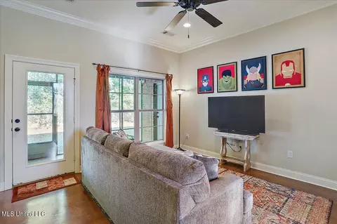 632 Lexington Dr, Florence, MS 39073 photo 5