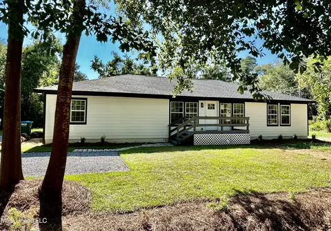 11257 Creel Cir, Gulfport, MS 39503