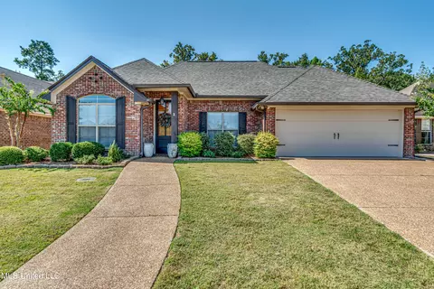 350 Austin Cir, Brandon, MS 39047