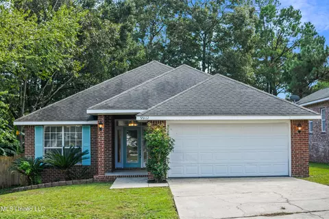 99112 Koloa St, Diamondhead, MS 39525 photo 2