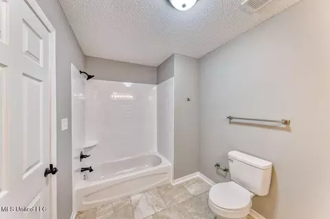 3805 Coventry Dr, Moss Point, MS 39562 photo 17