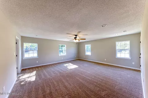 3805 Coventry Dr, Moss Point, MS 39562 photo 14