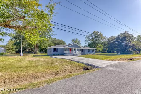 3805 Coventry Dr, Moss Point, MS 39562 photo 7