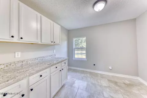 3805 Coventry Dr, Moss Point, MS 39562 photo 22