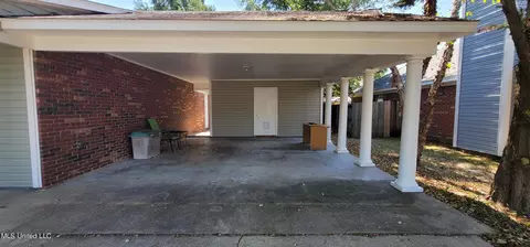734 Whippoorwill Dr, Brandon, MS 39047 photo 3