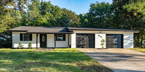 2144 Alice Dr, Biloxi, MS 39531