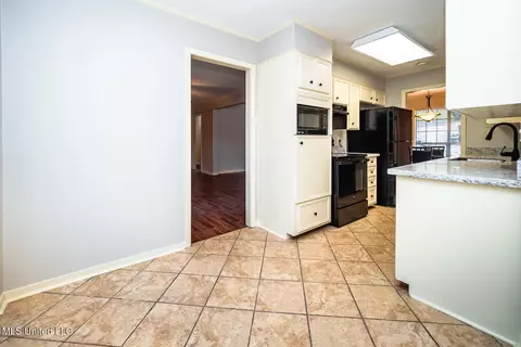 5235 Parkway Dr, Jackson, MS 39211 photo 12