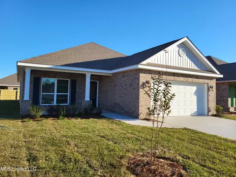 512 Sandy Pelican Cv, Ocean Springs, MS 39564