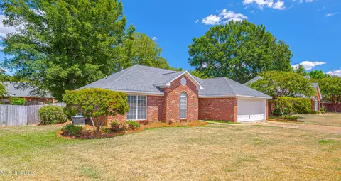 461 Sundance Cir, Richland, MS 39218