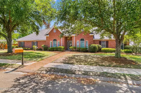 103 Port Ln, Brandon, MS 39047