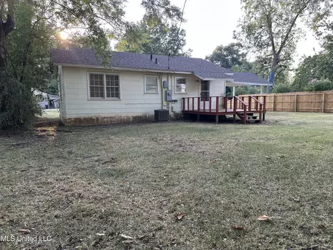 744 Manila St, Lucedale, MS 39452 photo 3
