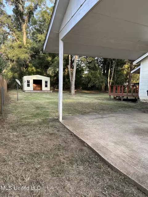 744 Manila St, Lucedale, MS 39452 photo 4