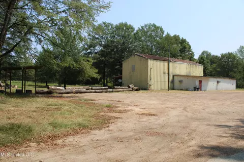 306 Walnut Road Rd, Canton, MS 39046