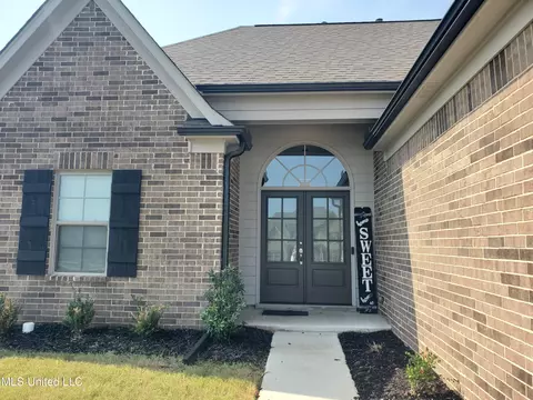 2341 Killeglan Cv, Southaven, MS 38672