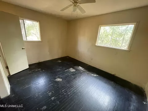 1572 W Mcdowell Rd, Jackson, MS 39204 photo 9