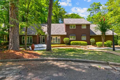4797 Crestwood Dr, Jackson, MS 39211