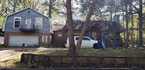 2139 S Ridge Rd, Byram, MS 39272