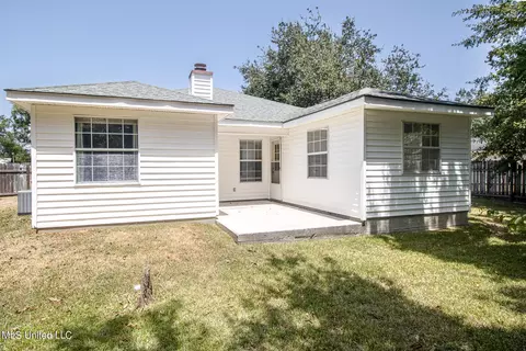6 Michael Ct, Long Beach, MS 39560 photo 2