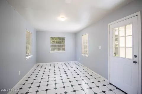 6 Michael Ct, Long Beach, MS 39560 photo 5