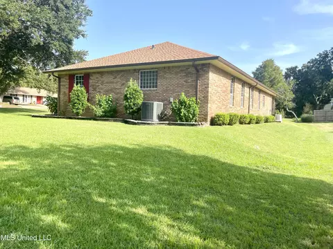 347 Fairview Dr, Biloxi, MS 39531 photo 7