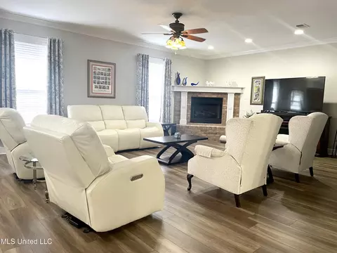 347 Fairview Dr, Biloxi, MS 39531 photo 17