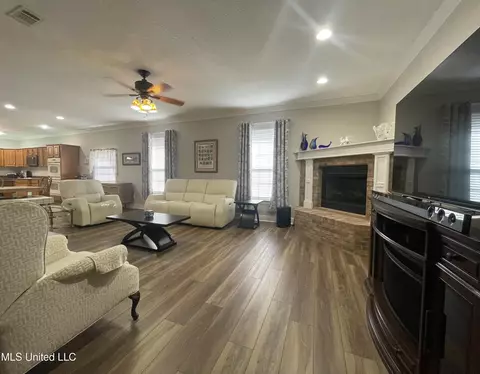 347 Fairview Dr, Biloxi, MS 39531 photo 18