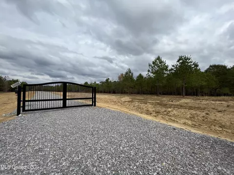 Stout Road, Madison, MS 39110