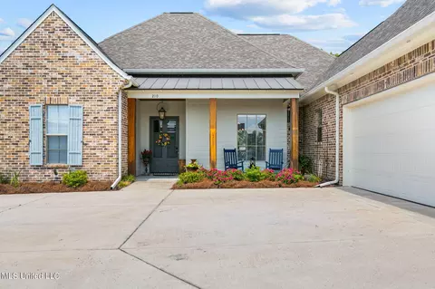 210 First Colony Blvd, Madison, MS 39110 photo 5