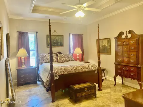 109 Seminole Cir, Terry, MS 39170 photo 8