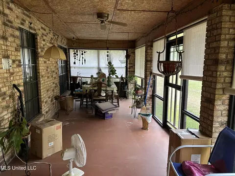 694 Pat Luckett Rd, Canton, MS 39046 photo 16