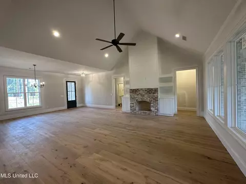 215 Lost Oak Ln, Brandon, MS 39047 photo 11
