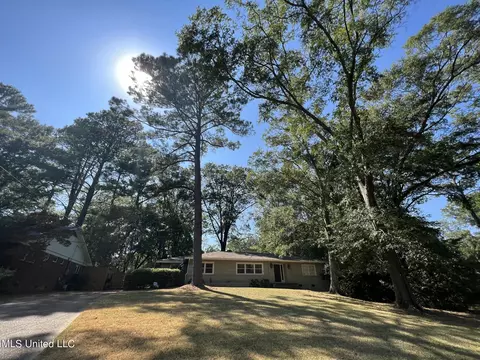 4133 Navajo Rd, Jackson, MS 39211 photo 3