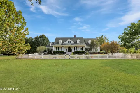 129 Elizabeth Ave, Madison, MS 39110