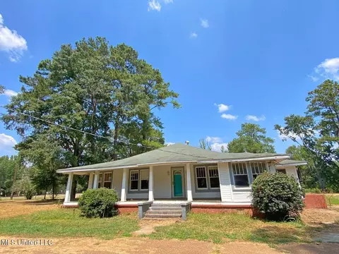 424 E Railroad Ave, Bentonia, MS 39040