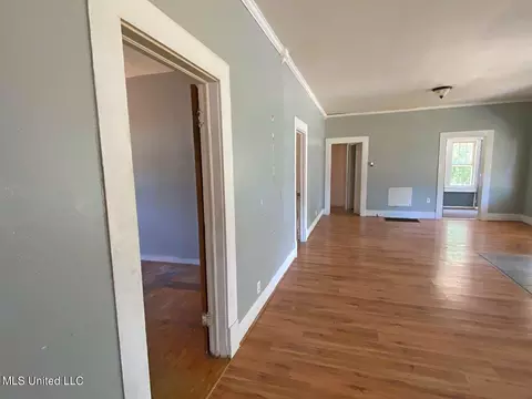 424 E Railroad Ave, Bentonia, MS 39040 photo 5