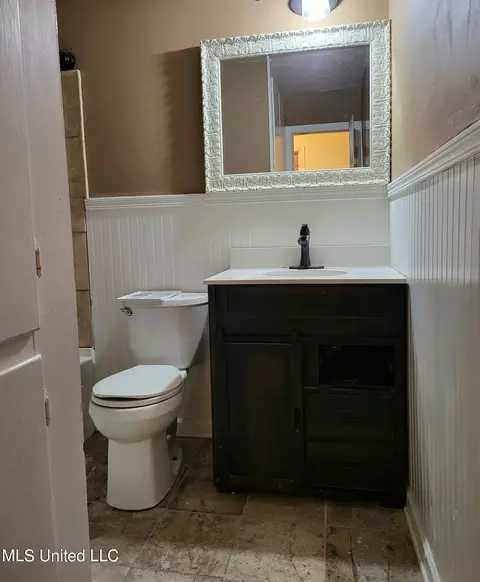 331 Barnes St, Jackson, MS 39206 photo 7