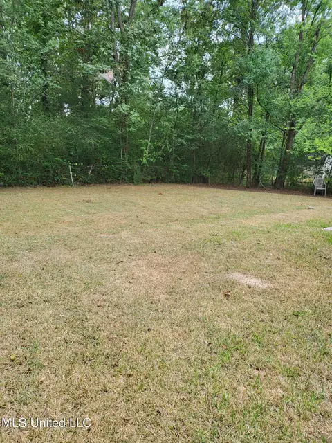 331 Barnes St, Jackson, MS 39206 photo 11