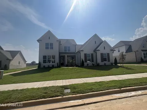 6949 Silver Cloud Cv, Olive Branch, MS 38654