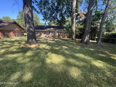 4531 Village Dr, Jackson, MS 39206 photo 5
