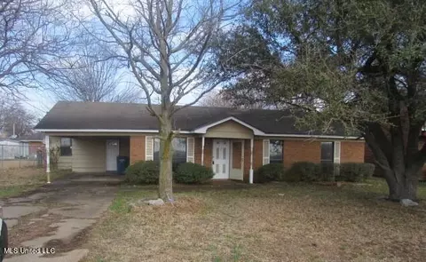 813 Sasse St, Clarksdale, MS 38614