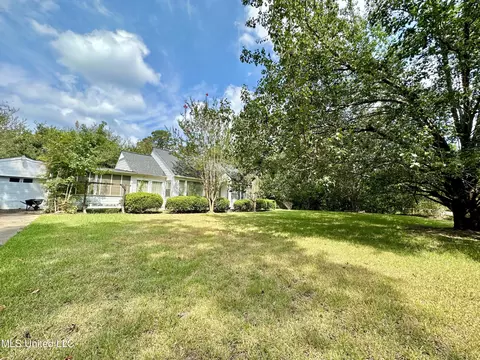 55 Lake Como Rd, Laurel, MS 39443 photo 5