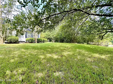 55 Lake Como Rd, Laurel, MS 39443 photo 2