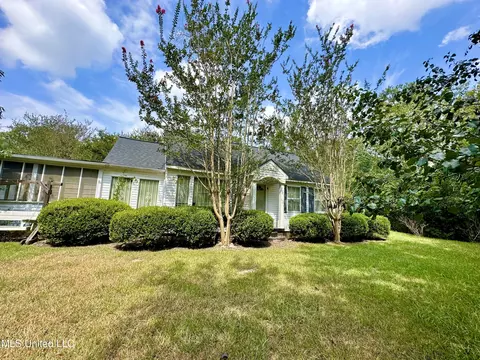 55 Lake Como Rd, Laurel, MS 39443 photo 3