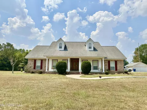 1394 Smith Ln, Monticello, MS 39654