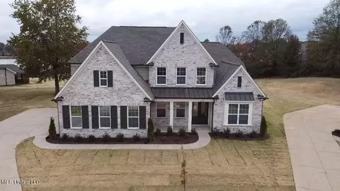6904 W Sunrise Lp, Olive Branch, MS 38654