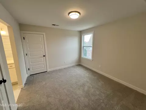 6904 W Sunrise Lp, Olive Branch, MS 38654 photo 22
