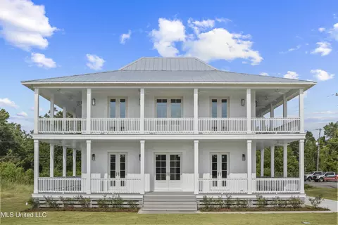 128 Seaside Oakssecond Dr, Pass Christian, MS 39571