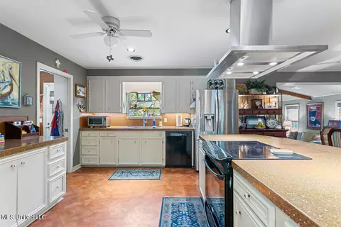 5057 Ashley Dr, Jackson, MS 39211 photo 16