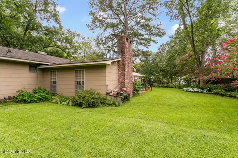 5057 Ashley Dr, Jackson, MS 39211 photo 11